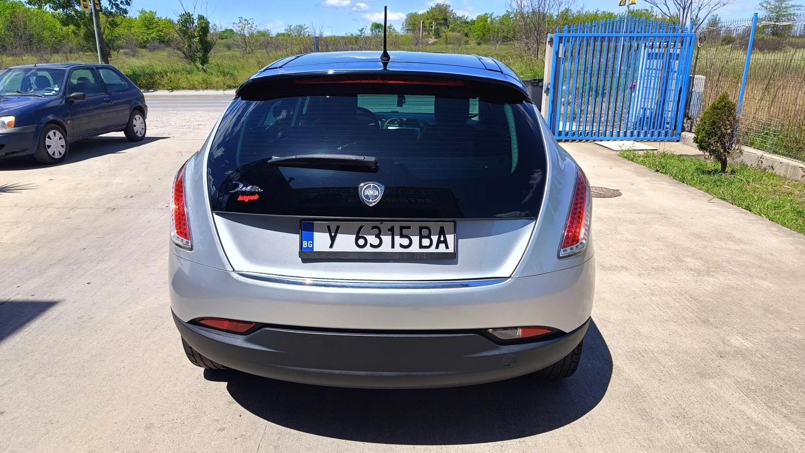 Lancia Delta 2.0 D.  223кс. - изображение 6