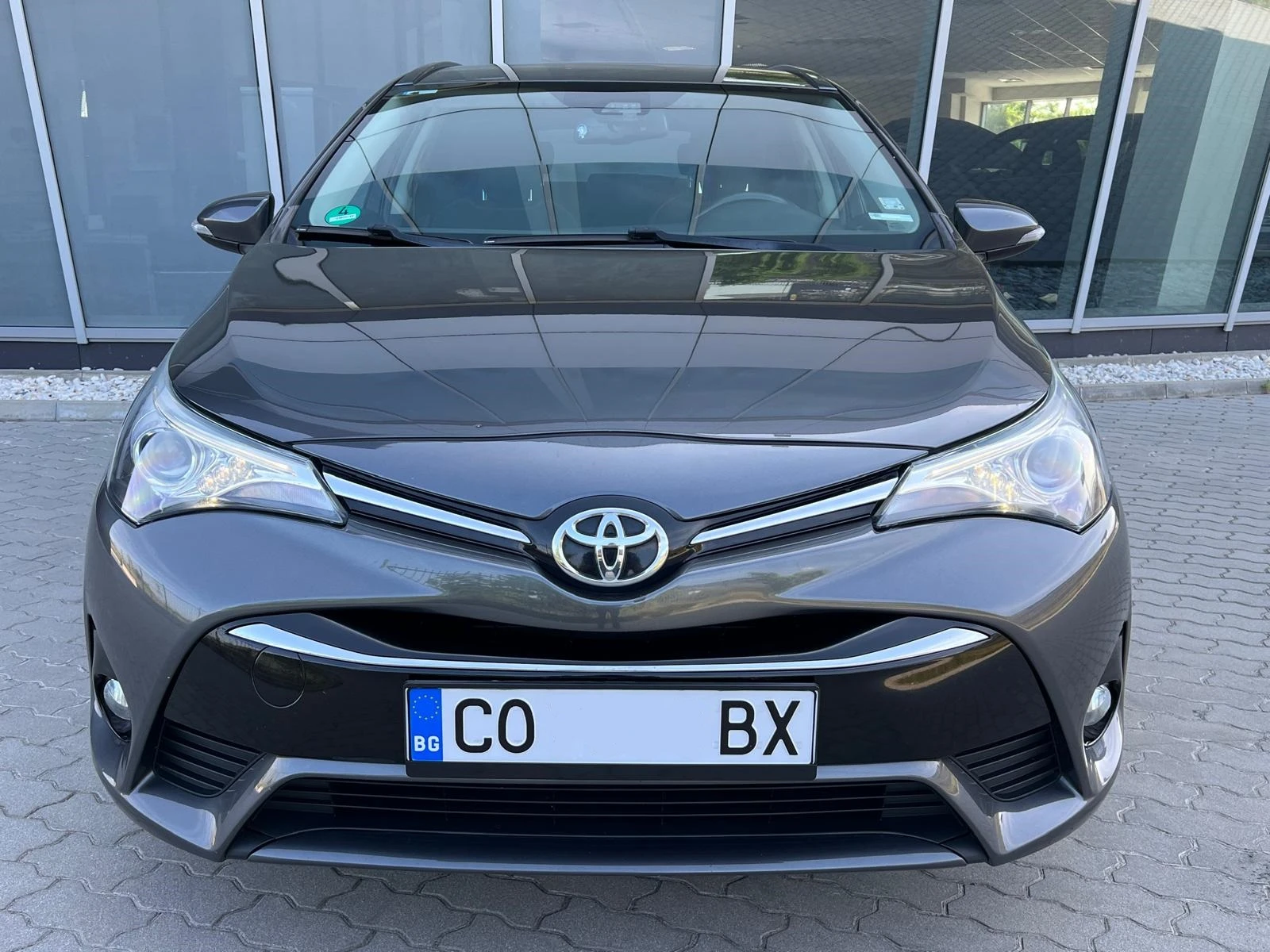 Toyota Avensis ПЪЛНА СЕРВИЗНА ИСТОРИЯ Обслужен в Тойота ПЕРФЕКТЕН - изображение 5