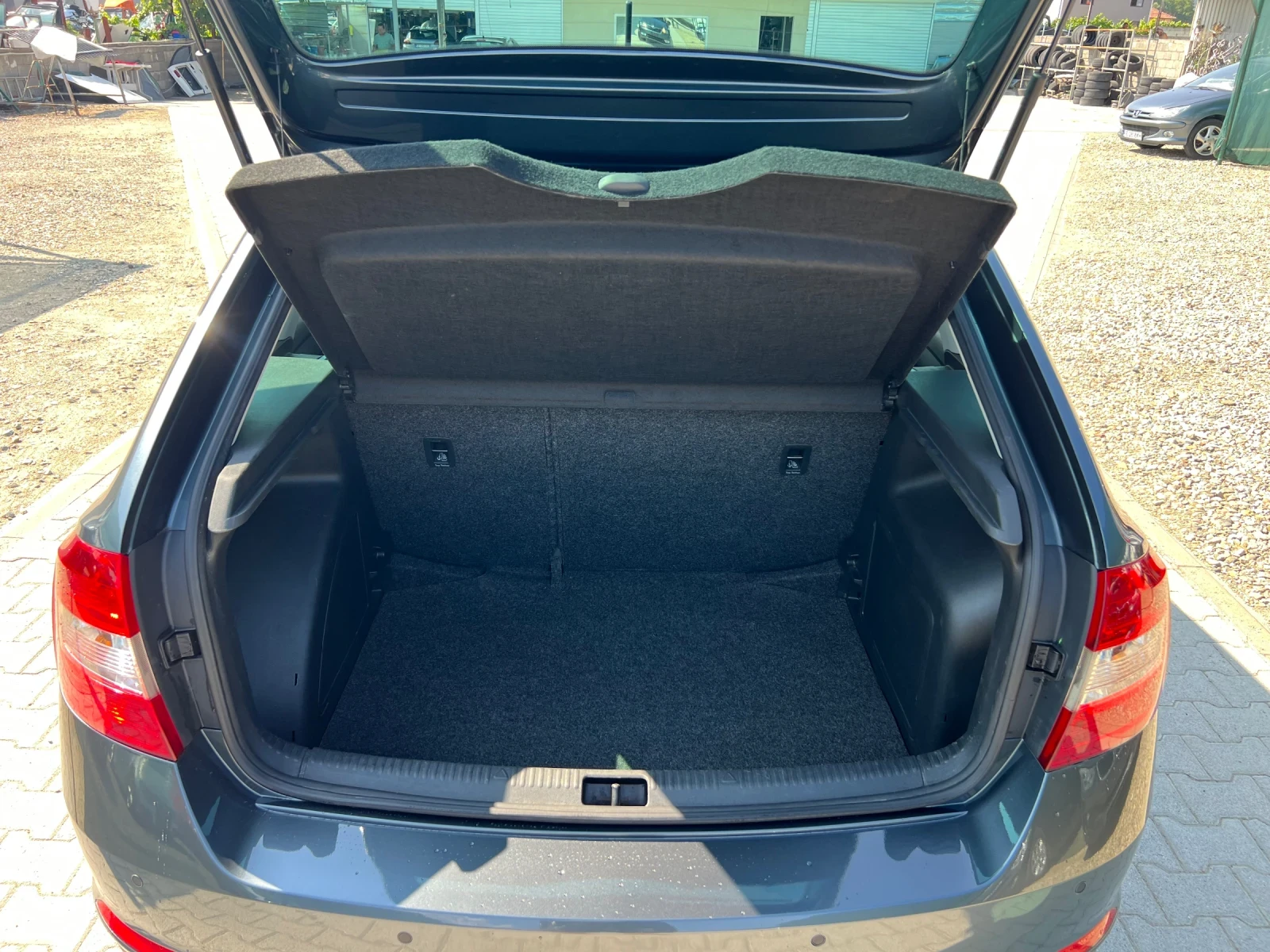 Skoda Rapid 1.2TSi AMBiTiON Euro 5B  | Mobile.bg   13