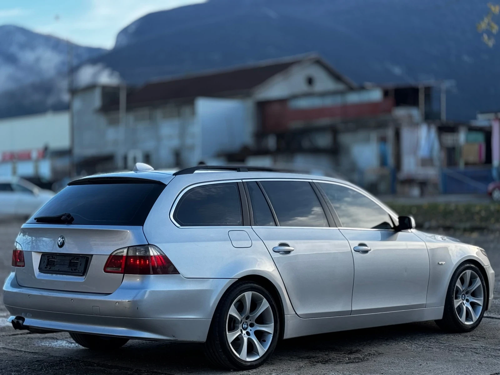 BMW 535 D/КОЖА/ПАНОРАМА - изображение 5