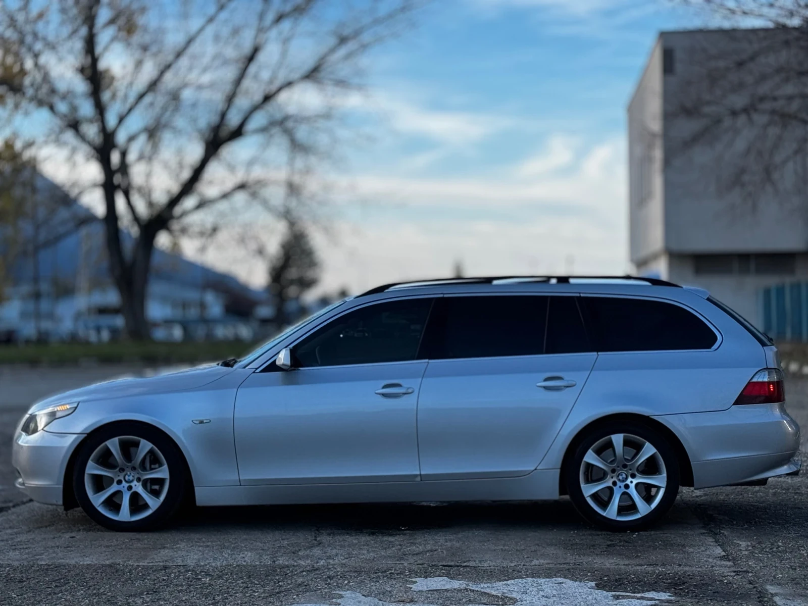 BMW 535 D/КОЖА/ПАНОРАМА - изображение 2