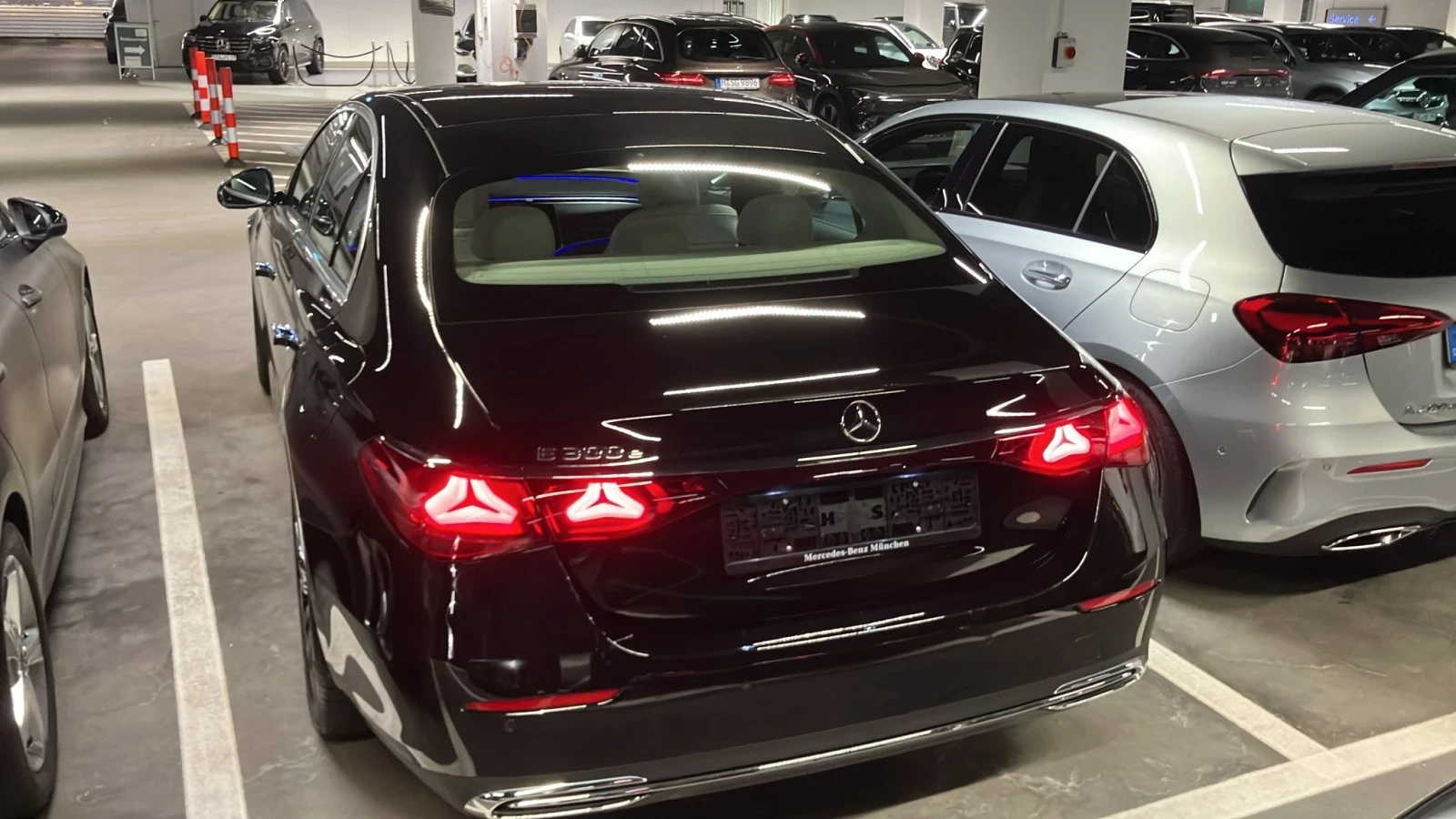 Mercedes-Benz 300  - изображение 3