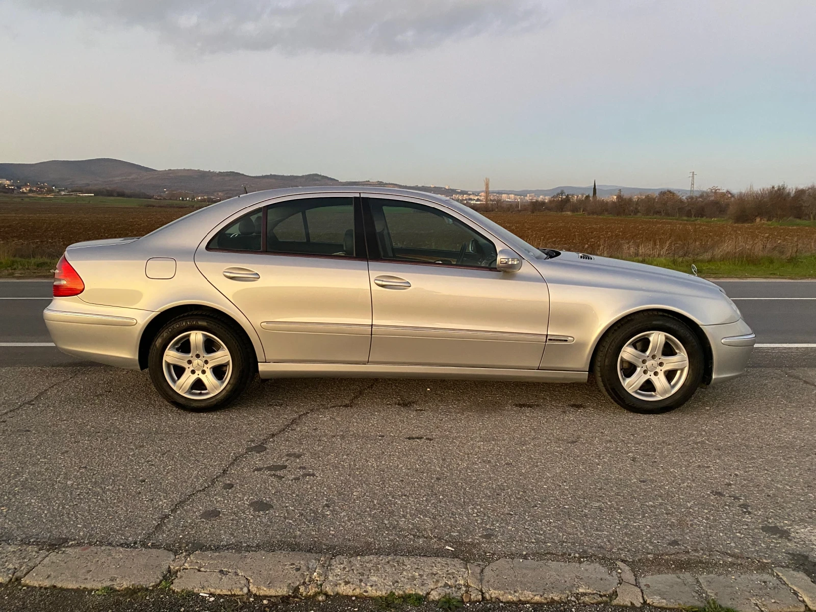 Mercedes-Benz E 220 CDI220 - изображение 8