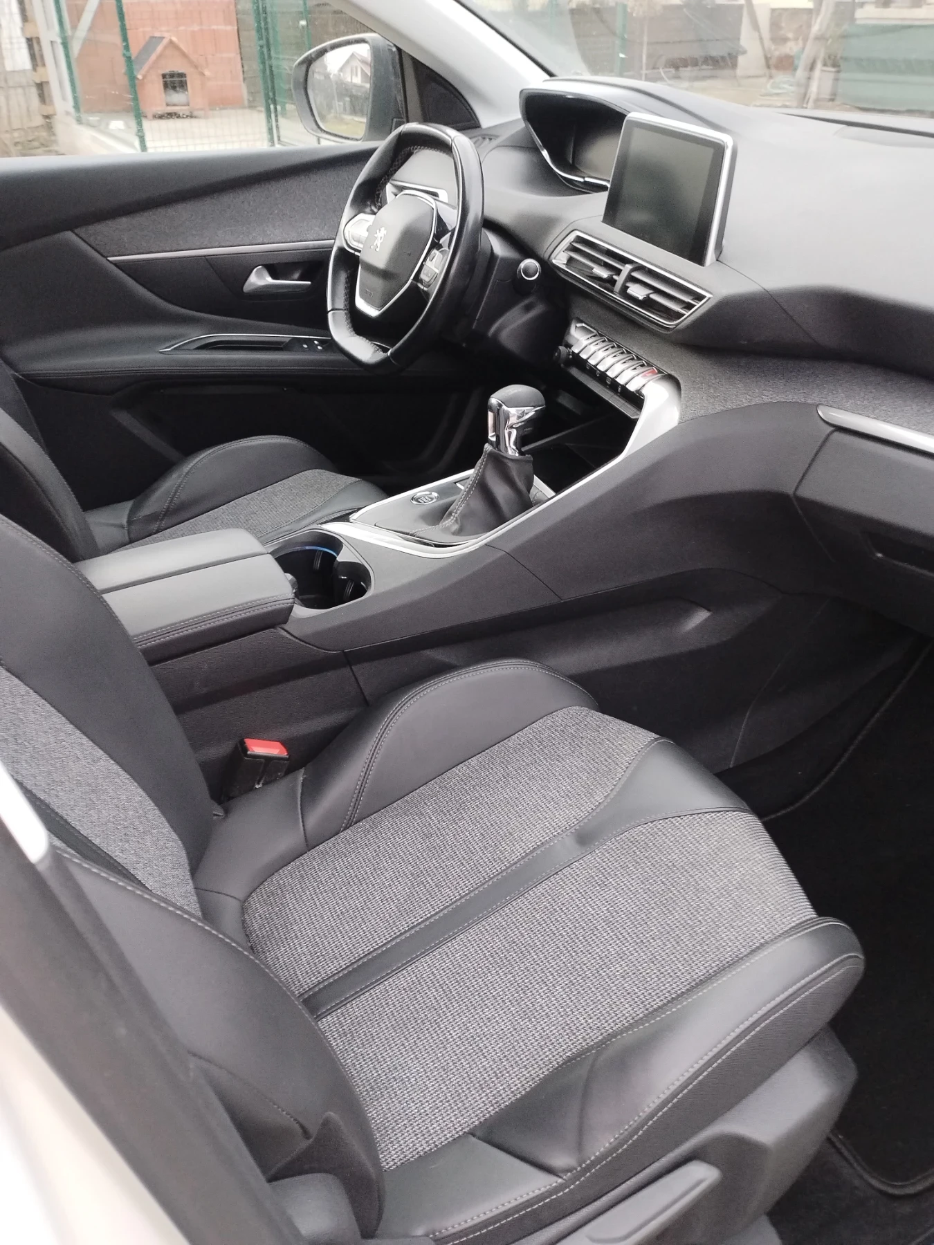 Peugeot 3008 Gt line1.2Pure Tech130BVM6 | Mobile.bg � ����������� 9