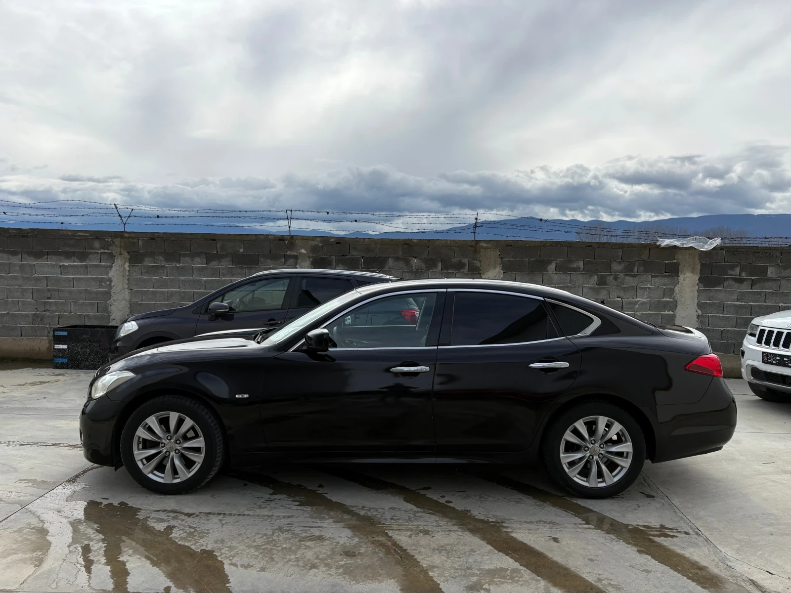 Infiniti M 3.0D Full Max* Distronic* Обдухване* 7G* 238кс*  - изображение 8