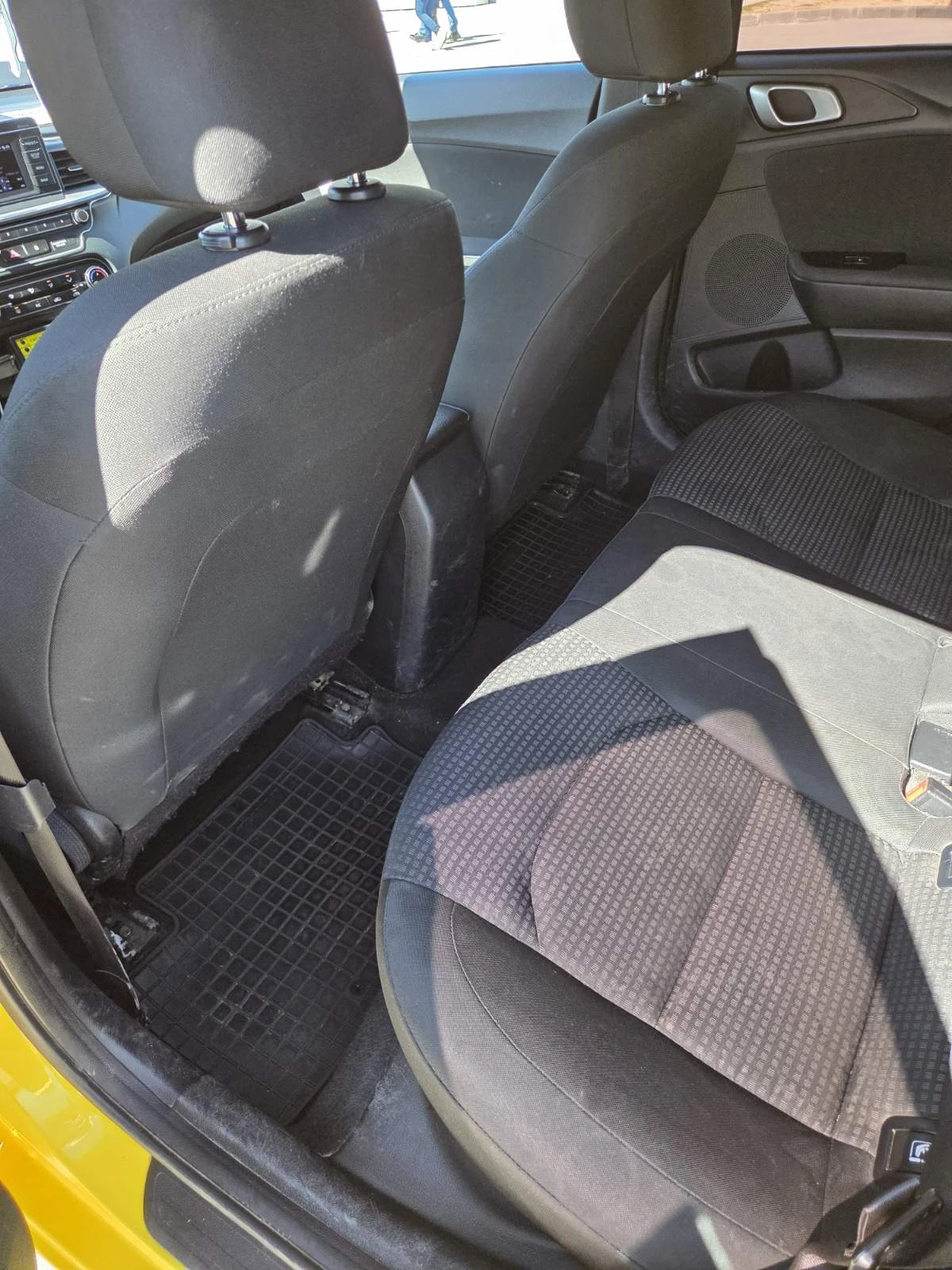 Kia Ceed 1.5, снимка 2 - Автомобили и джипове - 54111677