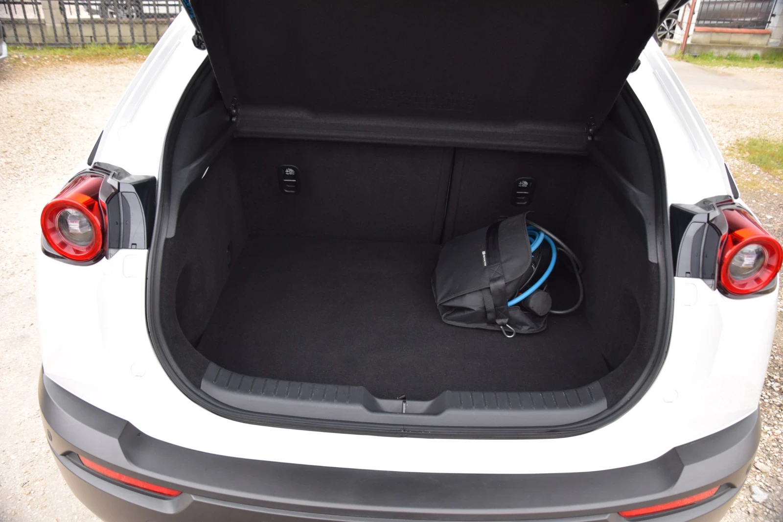 Mazda MX-30 EV | Mobile.bg � ����������� 13