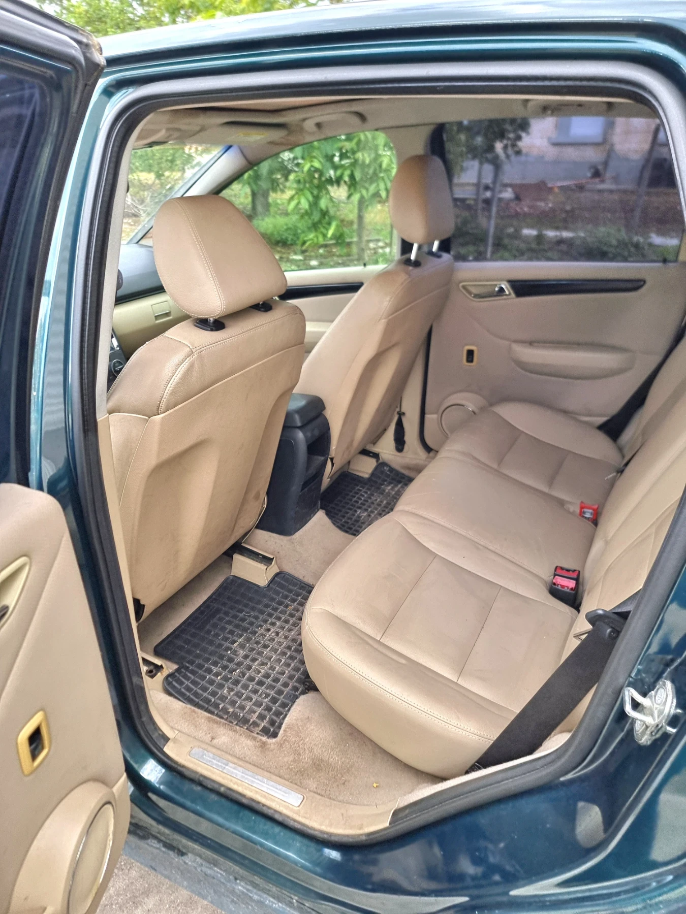 Mercedes-Benz A 200 2.0, снимка 8 - Автомобили и джипове - 54645621