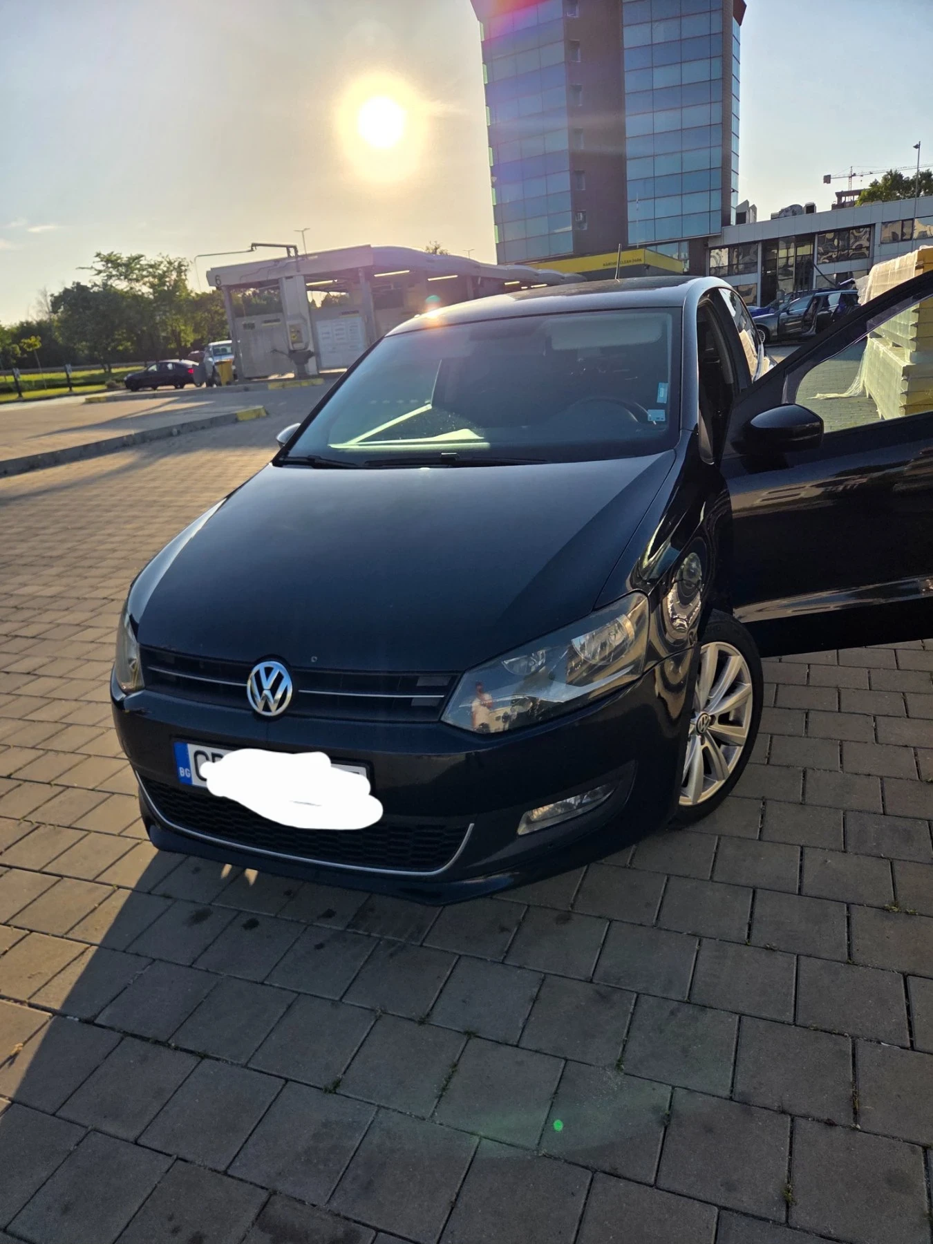 VW Polo 1.6 TDI 75HP, снимка 4 - Автомобили и джипове - 54725333
