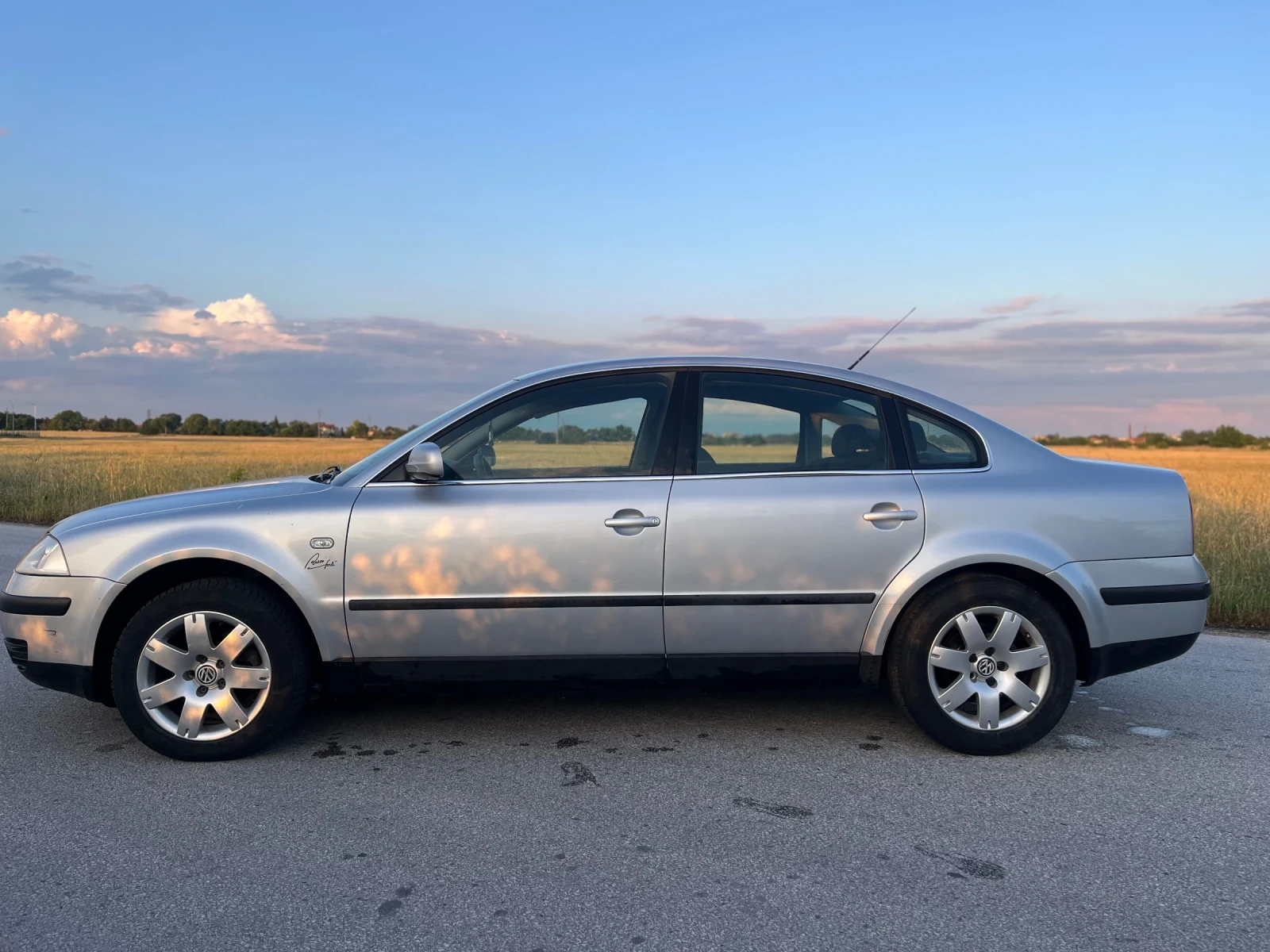 VW Passat 1.9TDI 131, снимка 3 - Автомобили и джипове - 55238402
