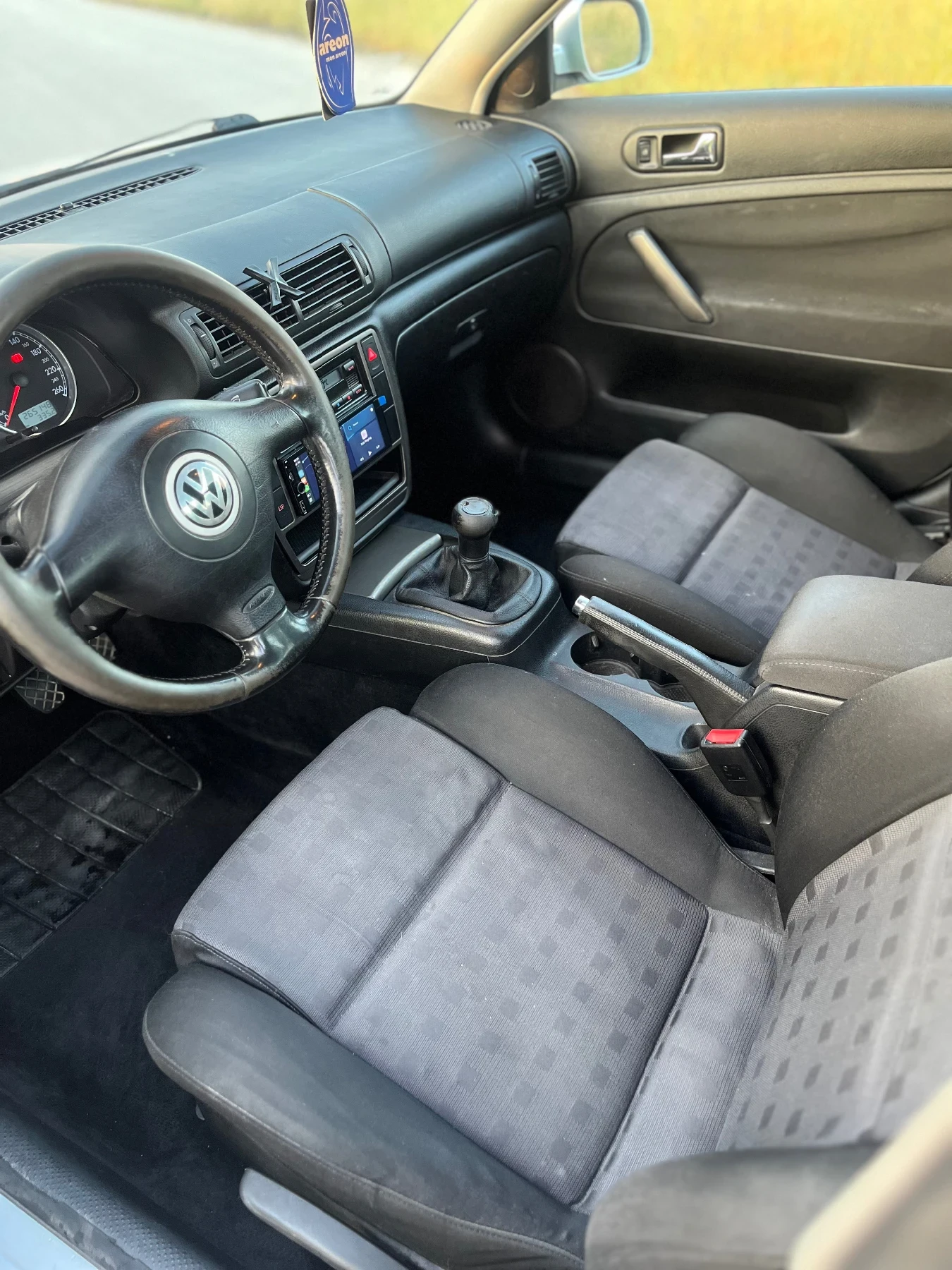 VW Passat 1.9TDI 131, снимка 8 - Автомобили и джипове - 55238402