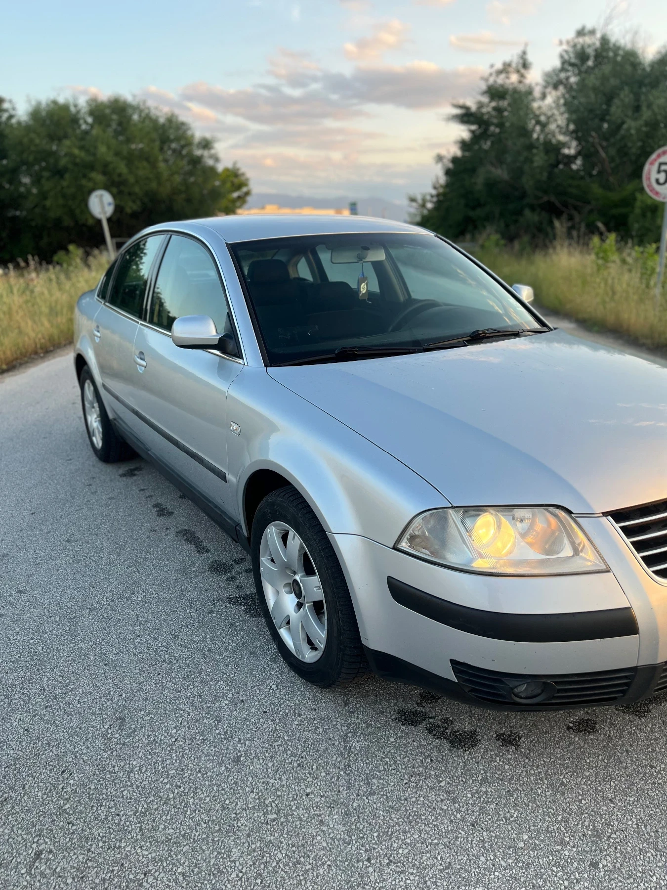 VW Passat 1.9TDI 131, снимка 5 - Автомобили и джипове - 55238402