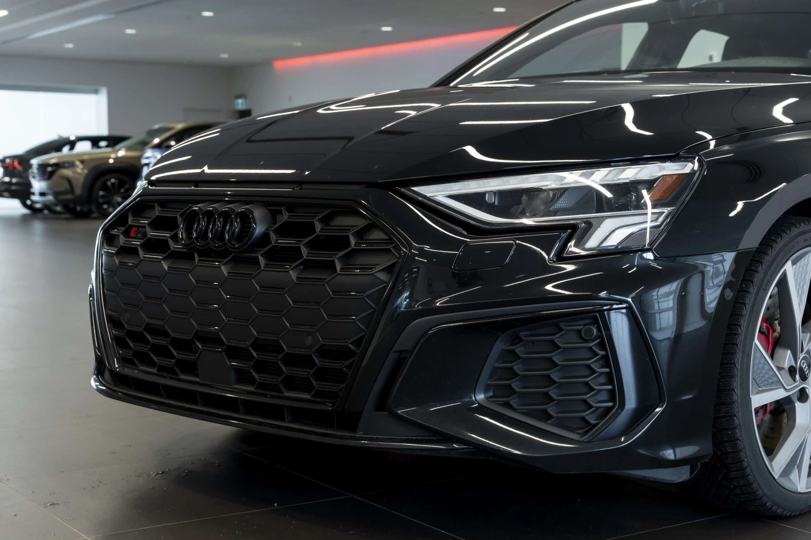 Audi S3 Progressiv | Black Optics | Sport Exhaust | B&O | , снимка 8 - Автомобили и джипове - 55009679