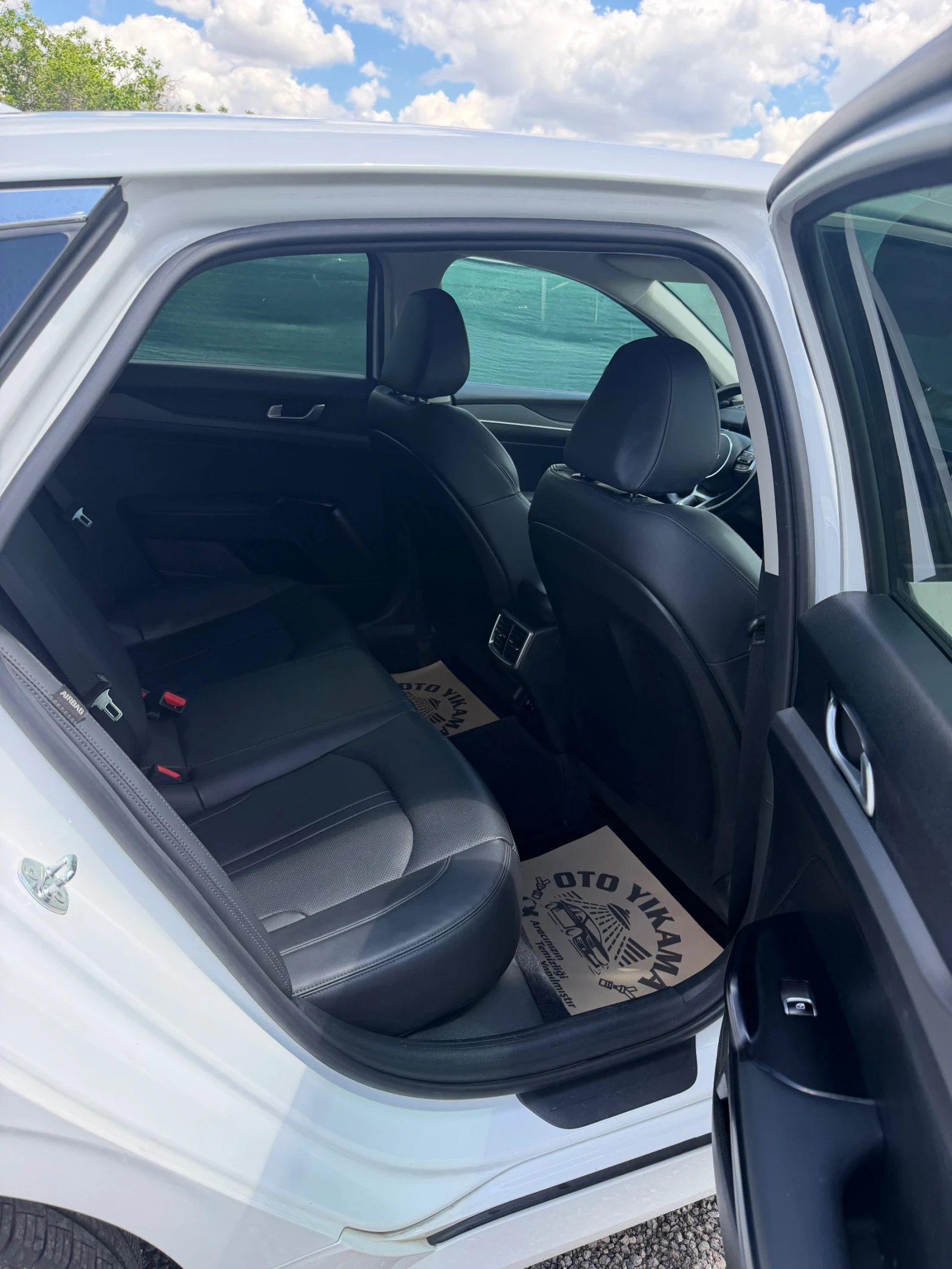 Kia K5 НАЛИЧНА* LPG, снимка 12 - Автомобили и джипове - 55043323