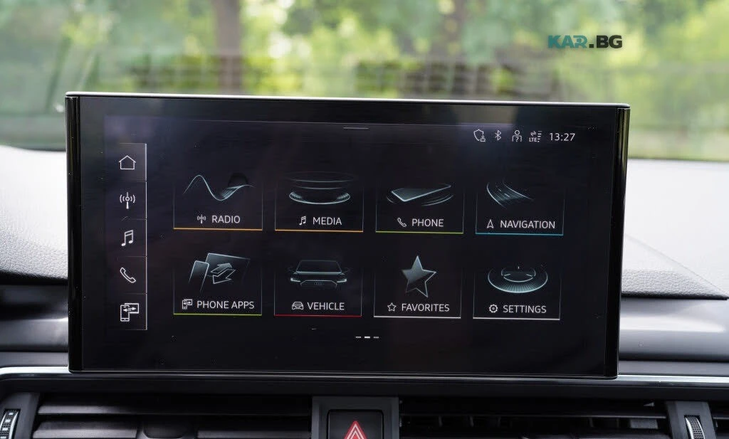 Audi A4 quattro * Komfort * АвтоКредит * (ЦЕНА ДО БГ), снимка 15 - Автомобили и джипове - 55093419