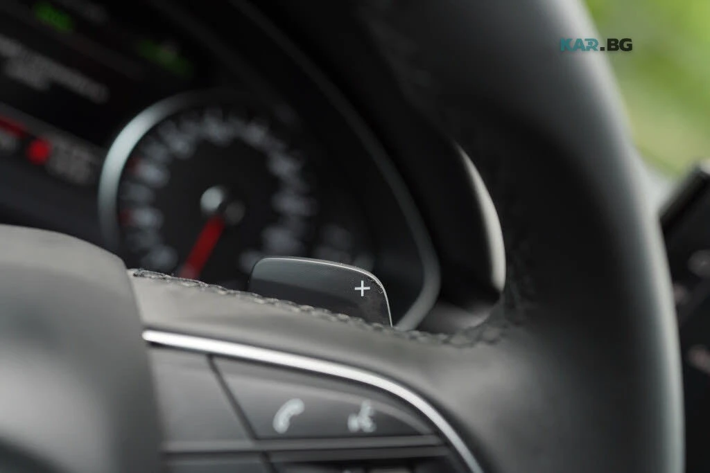 Audi A4 quattro * Komfort * АвтоКредит * (ЦЕНА ДО БГ), снимка 14 - Автомобили и джипове - 55093419