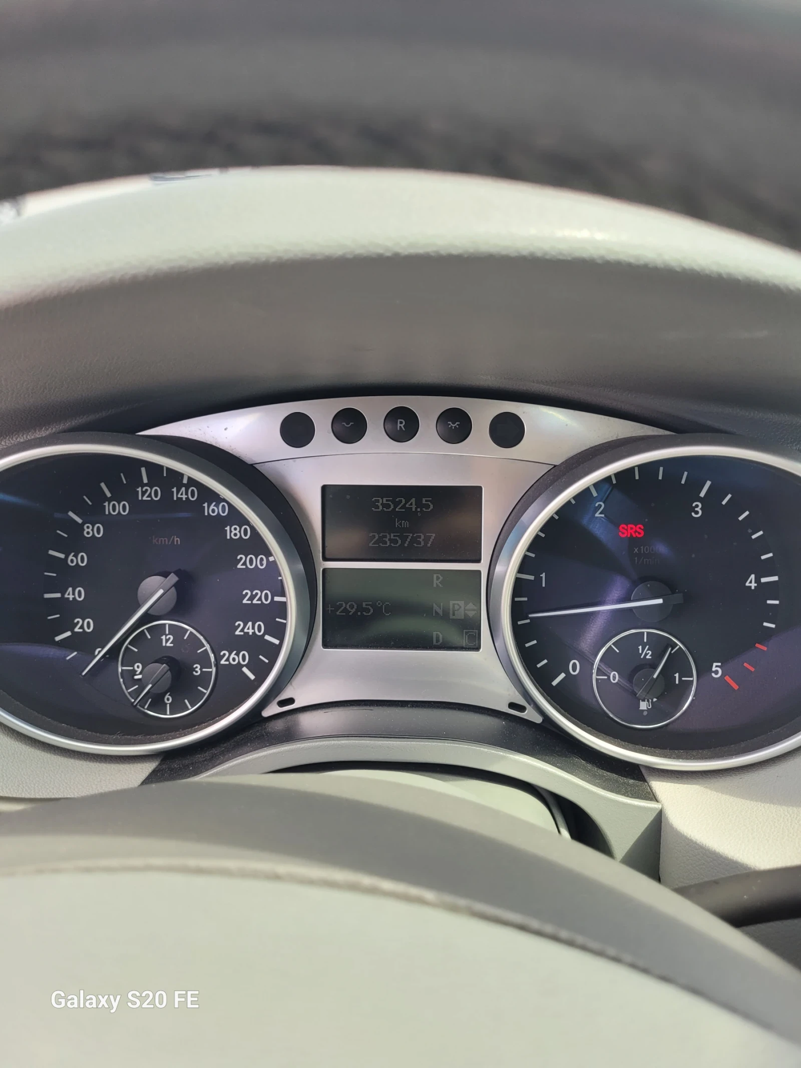 Mercedes-Benz R 320, снимка 11 - Автомобили и джипове - 55263463