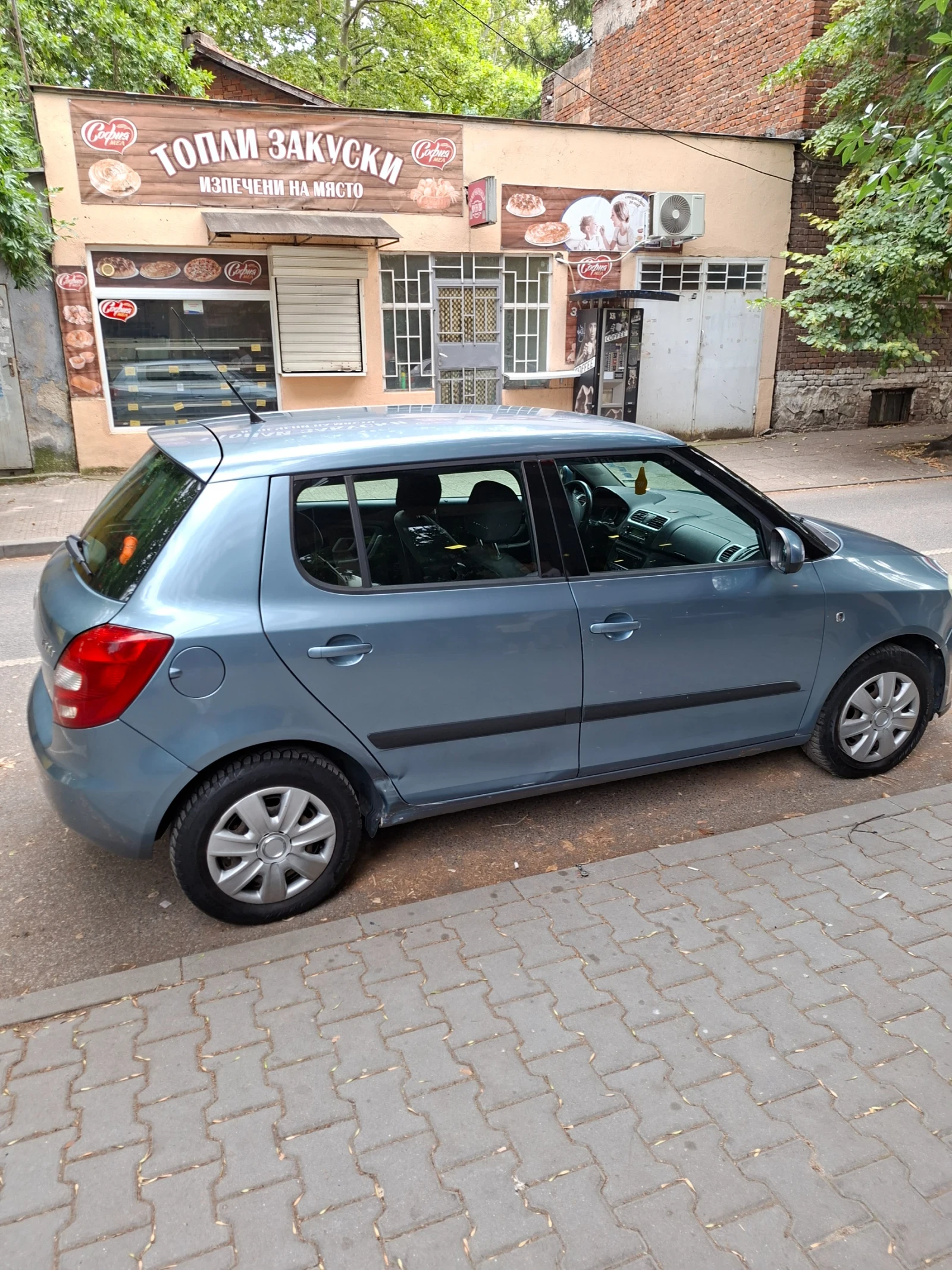 Skoda Fabia, снимка 16 - Автомобили и джипове - 55270416