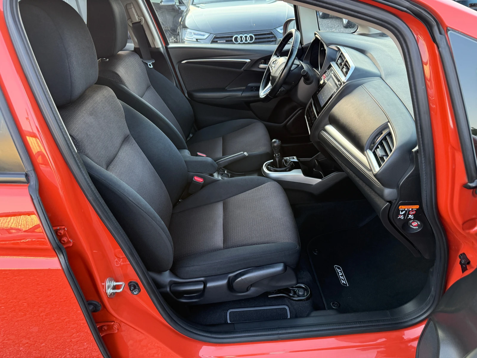 Honda Jazz 1.4 I - Sport Edition, снимка 9 - Автомобили и джипове - 55278829