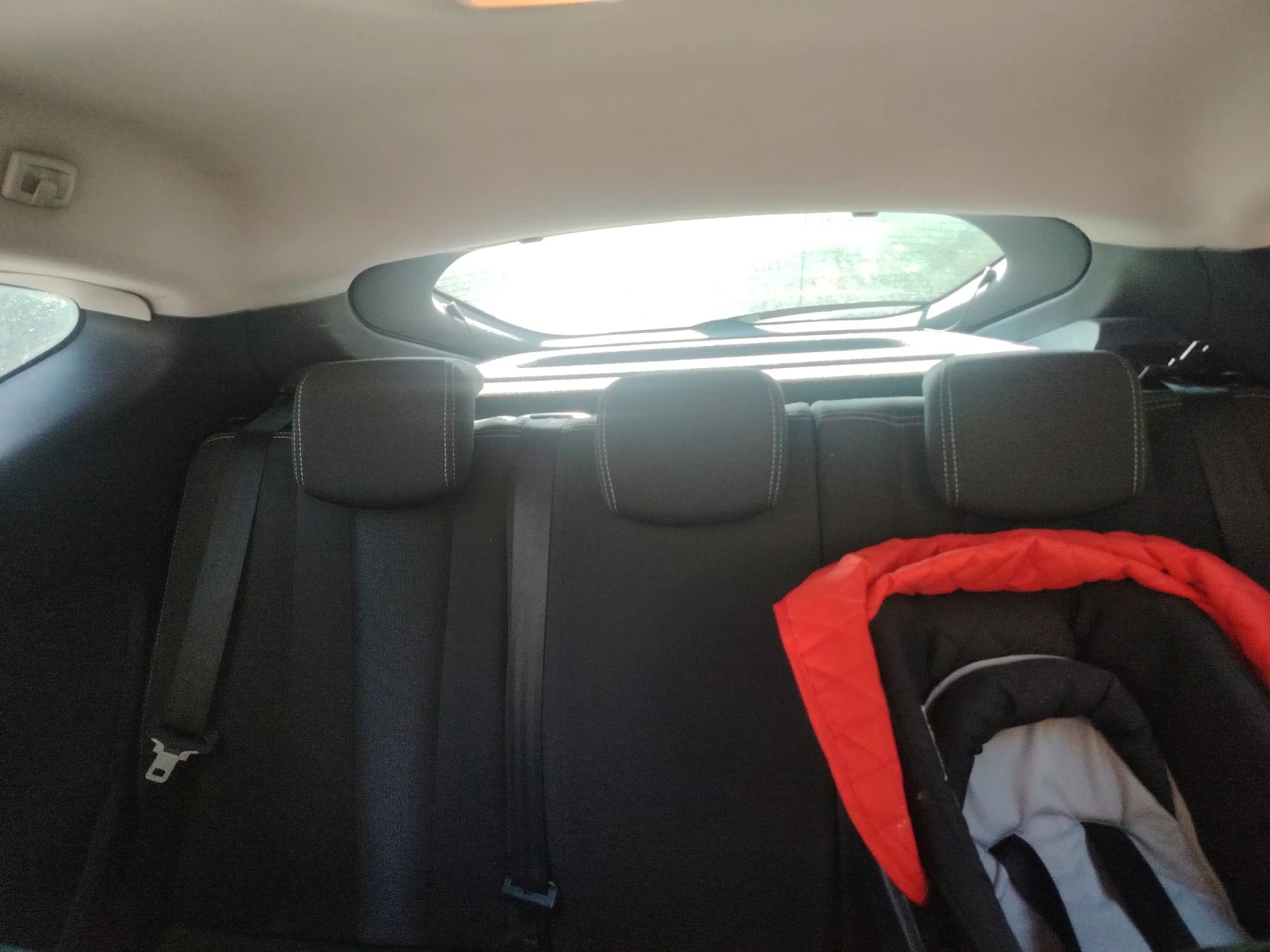 Renault Megane, снимка 11 - Автомобили и джипове - 55980356