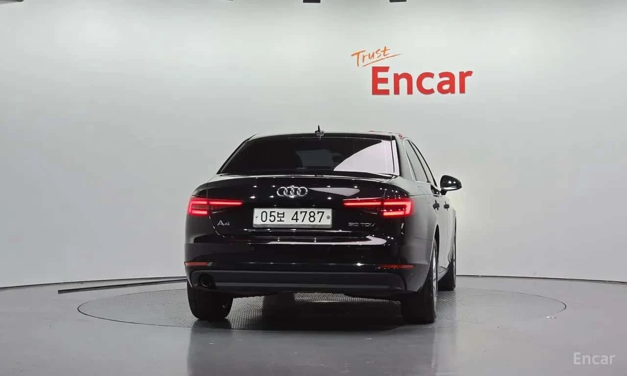 Audi A4 30 TDI| PANO| ПОДГРЕВИ| МЪРТВА ТОЧКА| 2 КЛЮЧА, снимка 4 - Автомобили и джипове - 56199753