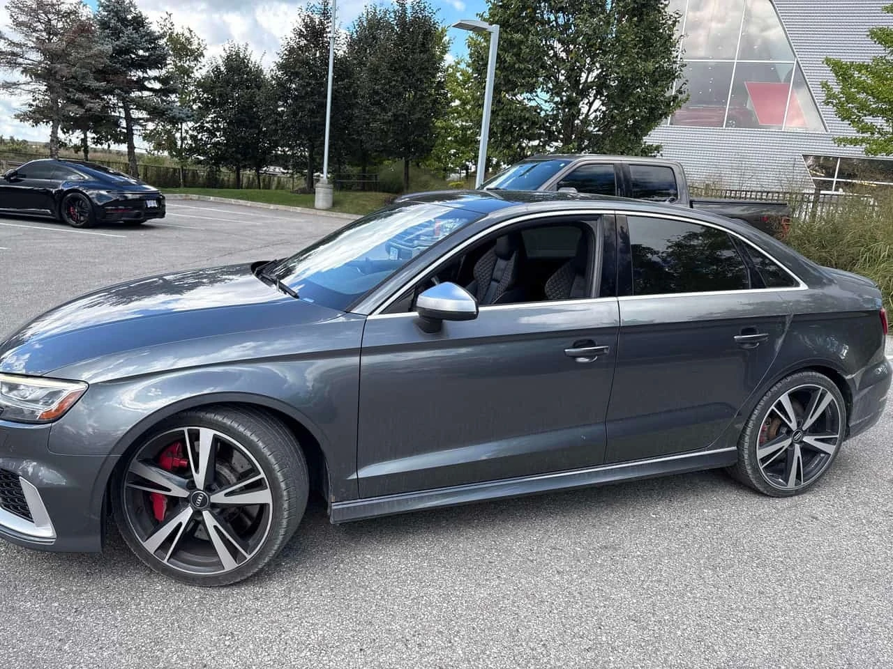 Audi Rs3 * ПОДГРЕВ* ДВА КЛЮЧА * KEYLESS * , снимка 3 - Автомобили и джипове - 56208574