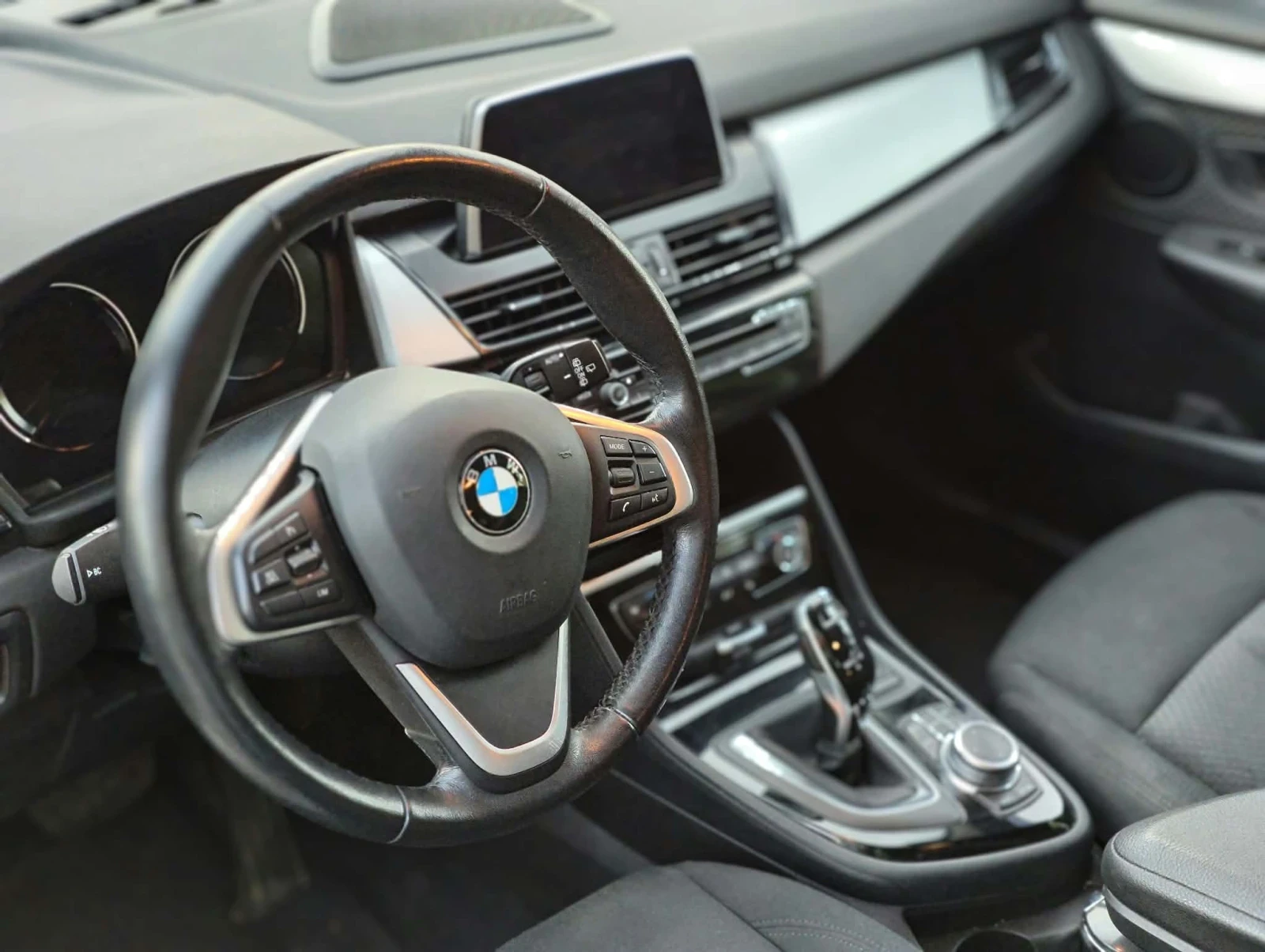 BMW 2 Gran Tourer 218d, снимка 8 - Автомобили и джипове - 56430571