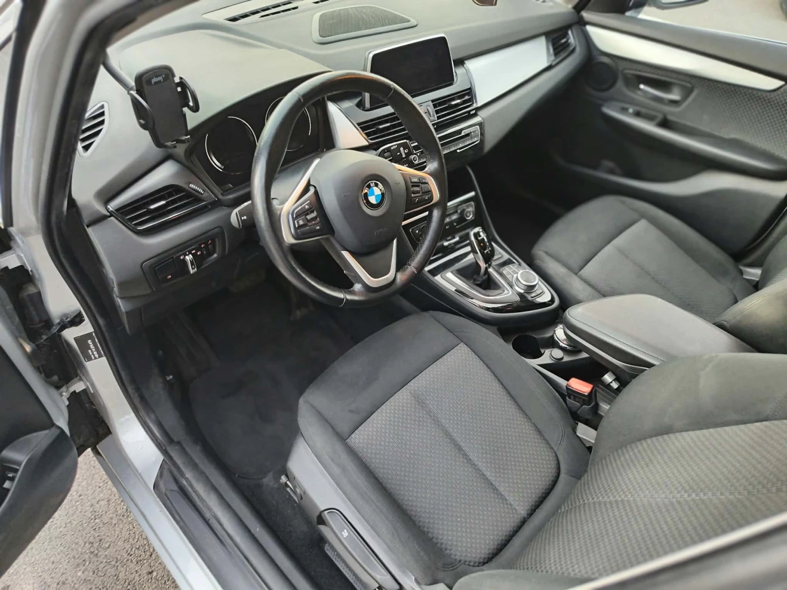 BMW 2 Gran Tourer 218d, снимка 7 - Автомобили и джипове - 56430571