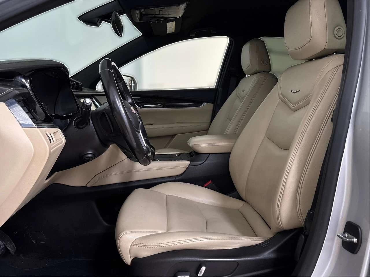 Cadillac XT5 AWD Mags Cuir Si?ges chauffants | Mobile.bg � ����������� 3