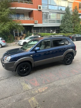 Hyundai Tucson 2.0 CRDI - 4x4 - Автомат, снимка 6