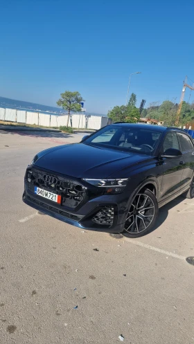 Audi Q8 S line, снимка 1
