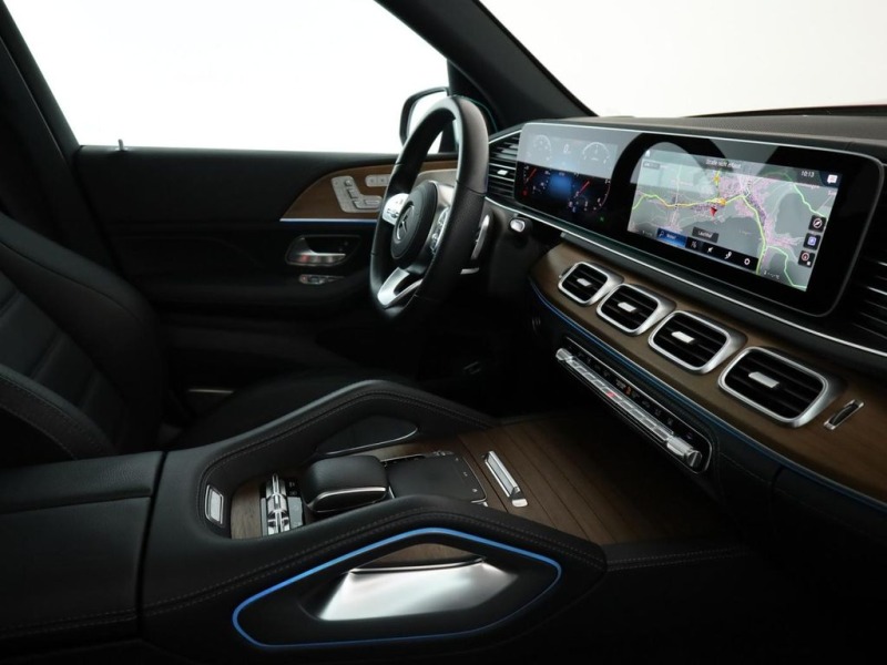 Mercedes-Benz GLS 400 4M AMG BURM-3D PANO , снимка 12 - Автомобили и джипове - 44176432