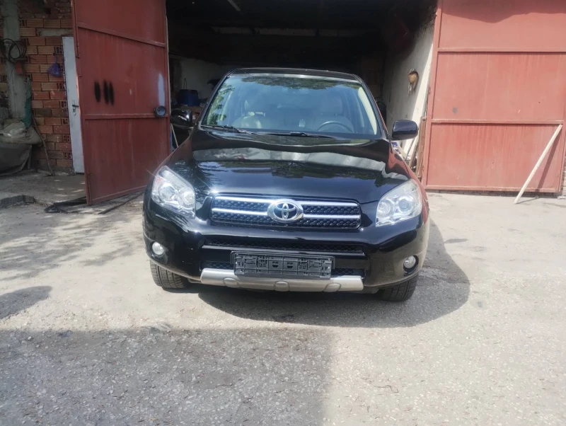 Toyota Rav4, снимка 7 - Автомобили и джипове - 47475533