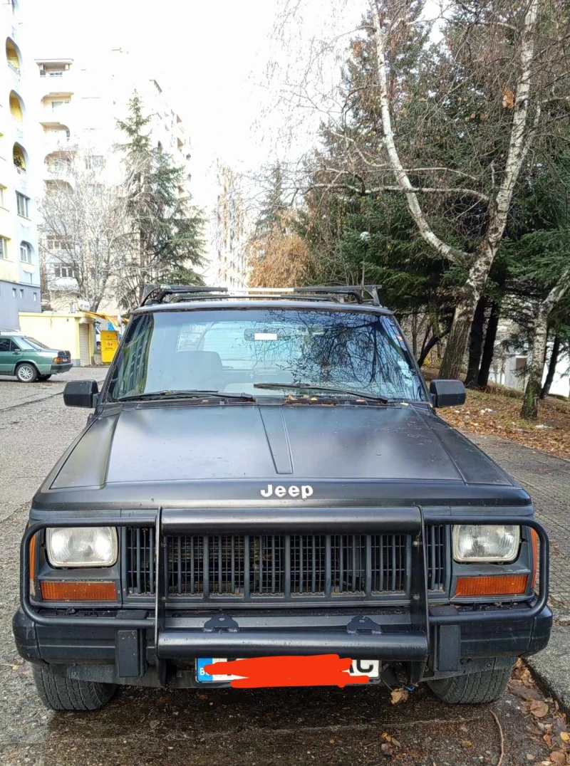 Jeep Cherokee, снимка 1 - Автомобили и джипове - 48276838