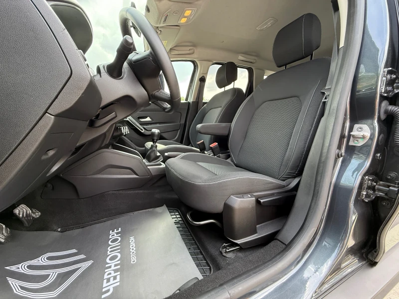 Dacia Duster 1.5dci Prestige FWD , снимка 9 - Автомобили и джипове - 51624571