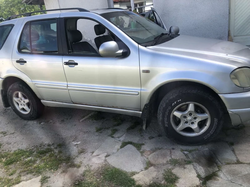 Mercedes-Benz ML 320, снимка 2 - Автомобили и джипове - 51896805