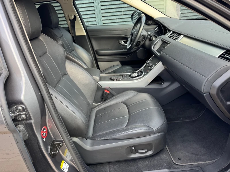 Land Rover Evoque 68063km* 2.2016г* LED* КОЖА* 2.0d 4x4 150kc* , снимка 13 - Автомобили и джипове - 52398900