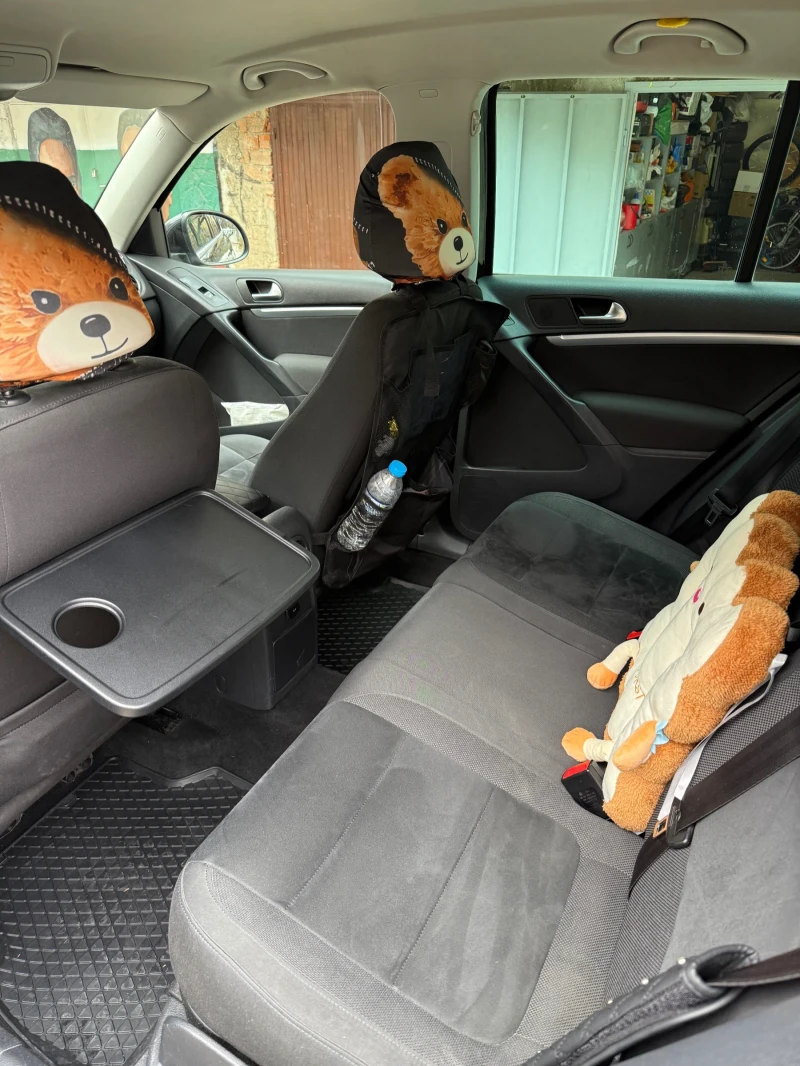 VW Tiguan, снимка 8 - Автомобили и джипове - 52789645