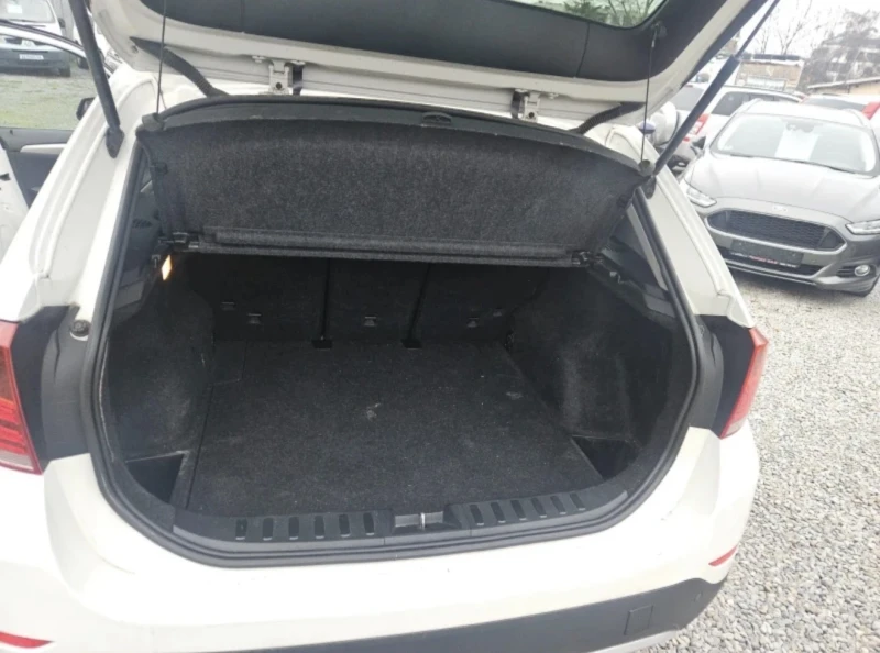 BMW X1, снимка 10 - Автомобили и джипове - 53263847