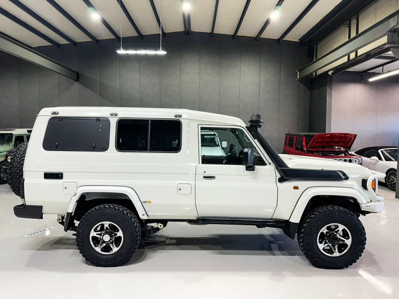 Toyota Land cruiser GRJ78 , снимка 7 - Автомобили и джипове - 53499049