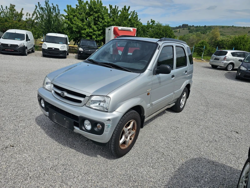 Daihatsu Terios 1.3 benzin 4x4 - 3999 лв. - 70225578 | Car24.bg