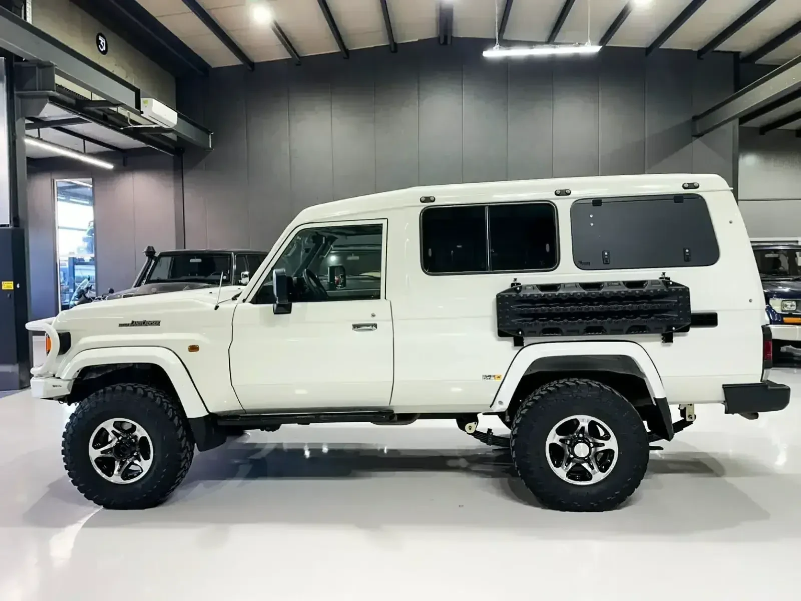 Toyota Land cruiser GRJ78  | Mobile.bg � ����������� 2