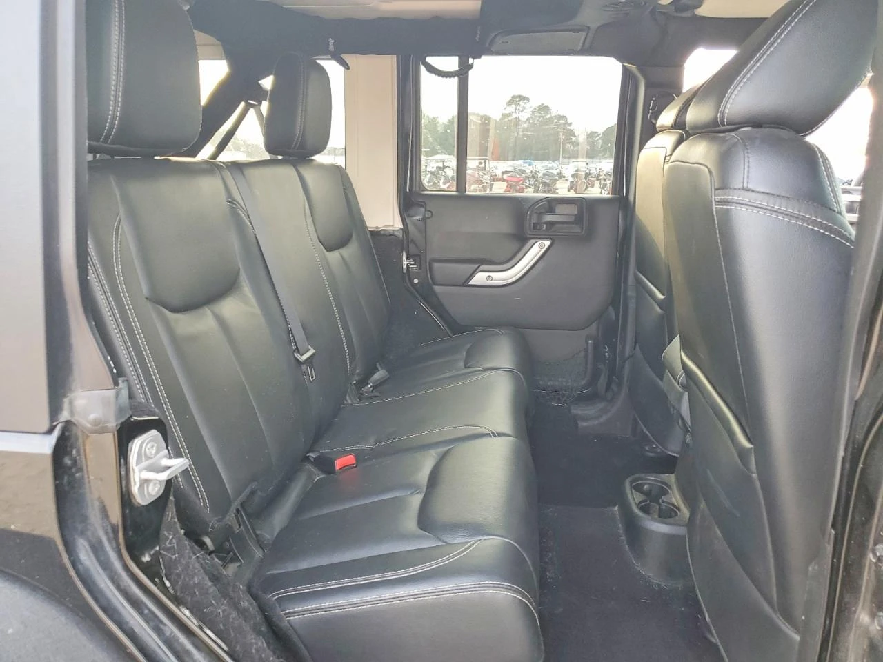 Jeep Wrangler UNLIMITED RUBICON / РЪЧКА / КОЖЕН САЛОН  - изображение 10