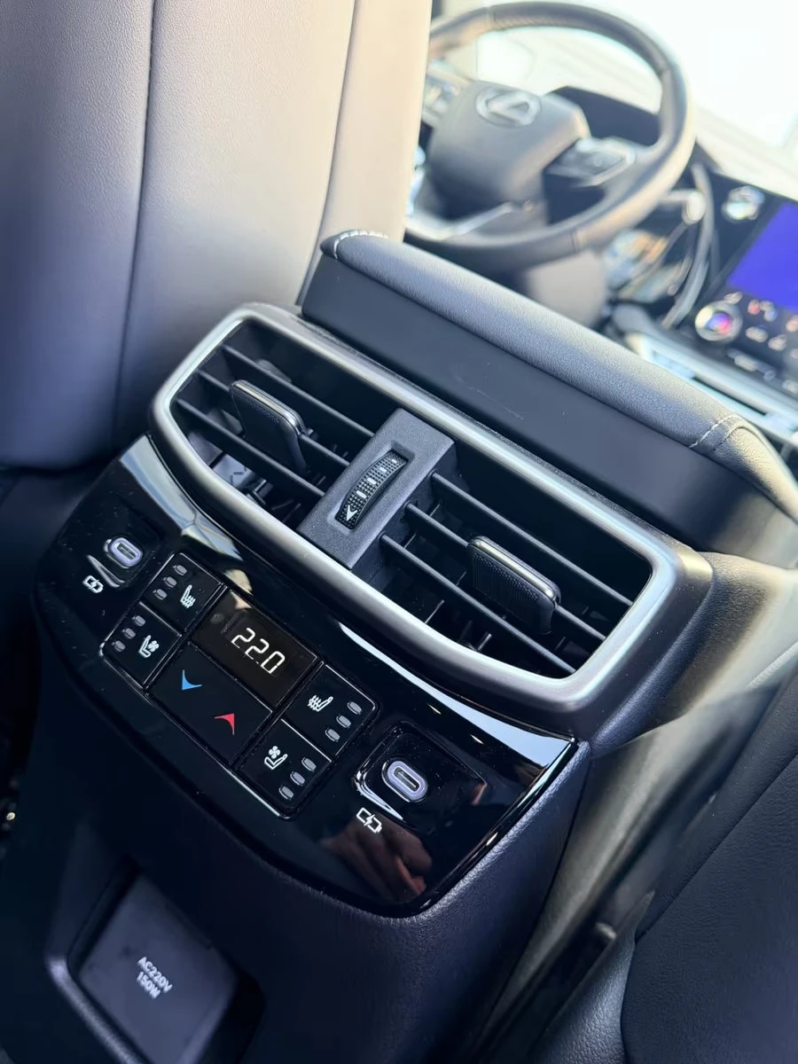 Lexus RX 500h F-SPORT/373HP/AWD/PANO/360/M.LEV/HUD/MEMO/340q, снимка 12 - Автомобили и джипове - 54681341