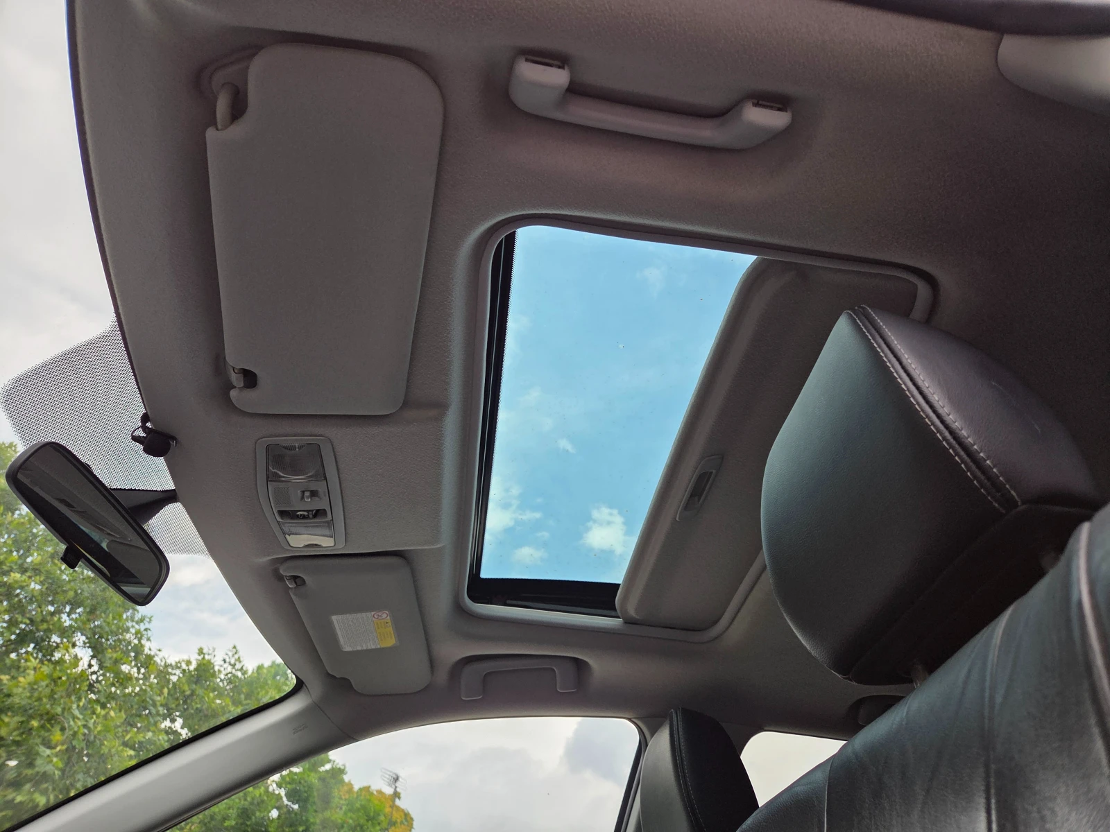 Mitsubishi Outlander 2.2 DID, снимка 14 - Автомобили и джипове - 55067062