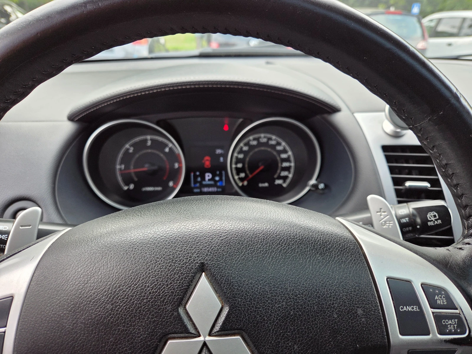 Mitsubishi Outlander 2.2 DID, снимка 15 - Автомобили и джипове - 55067062