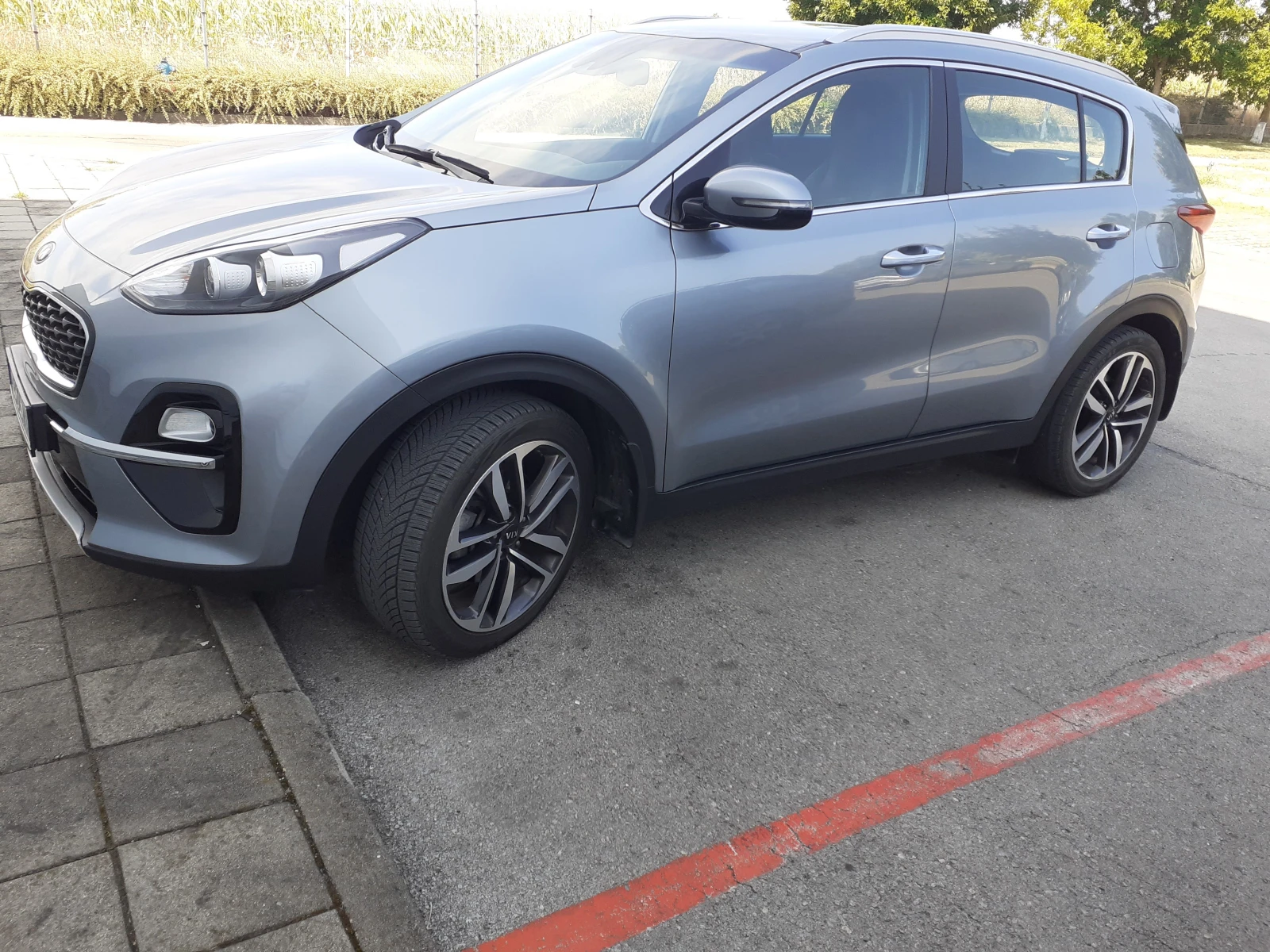 Kia Sportage Kia Sportage 1.6CRDI-КАМЕРА-CAR PLAY-ANDROID AUTO, снимка 3 - Автомобили и джипове - 55604535