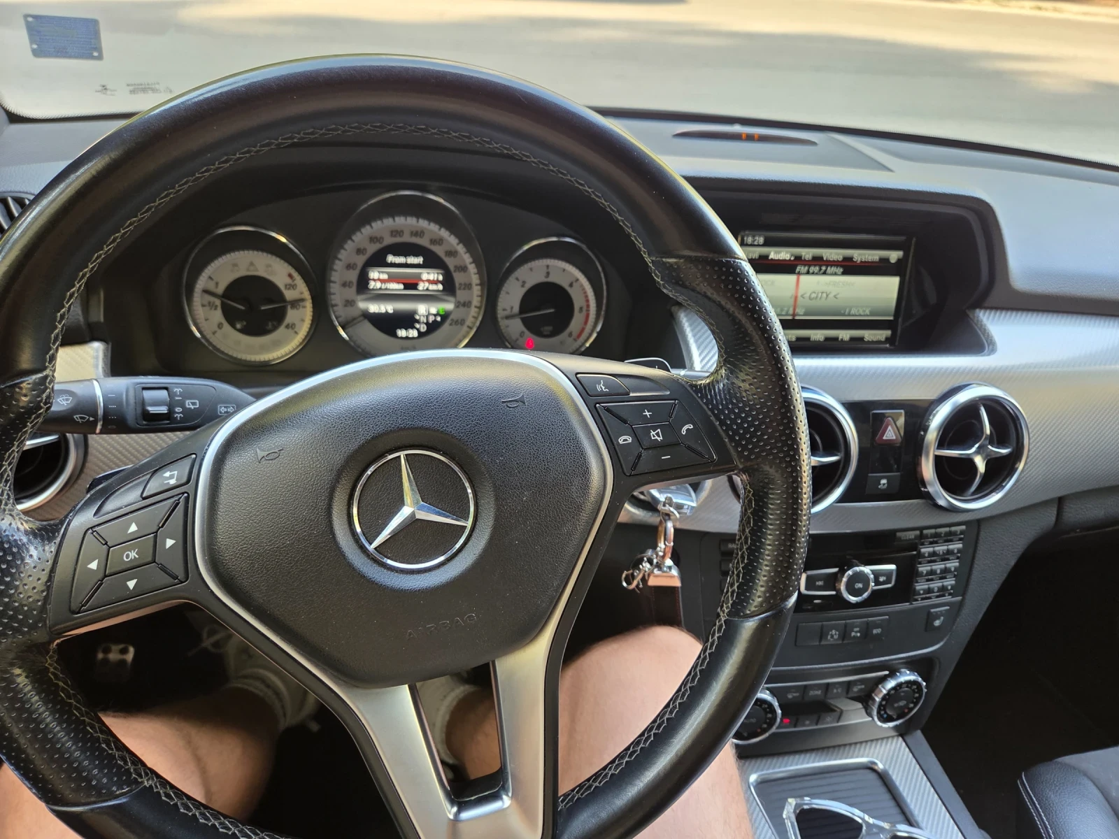 Mercedes-Benz GLK, снимка 15 - Автомобили и джипове - 55658315