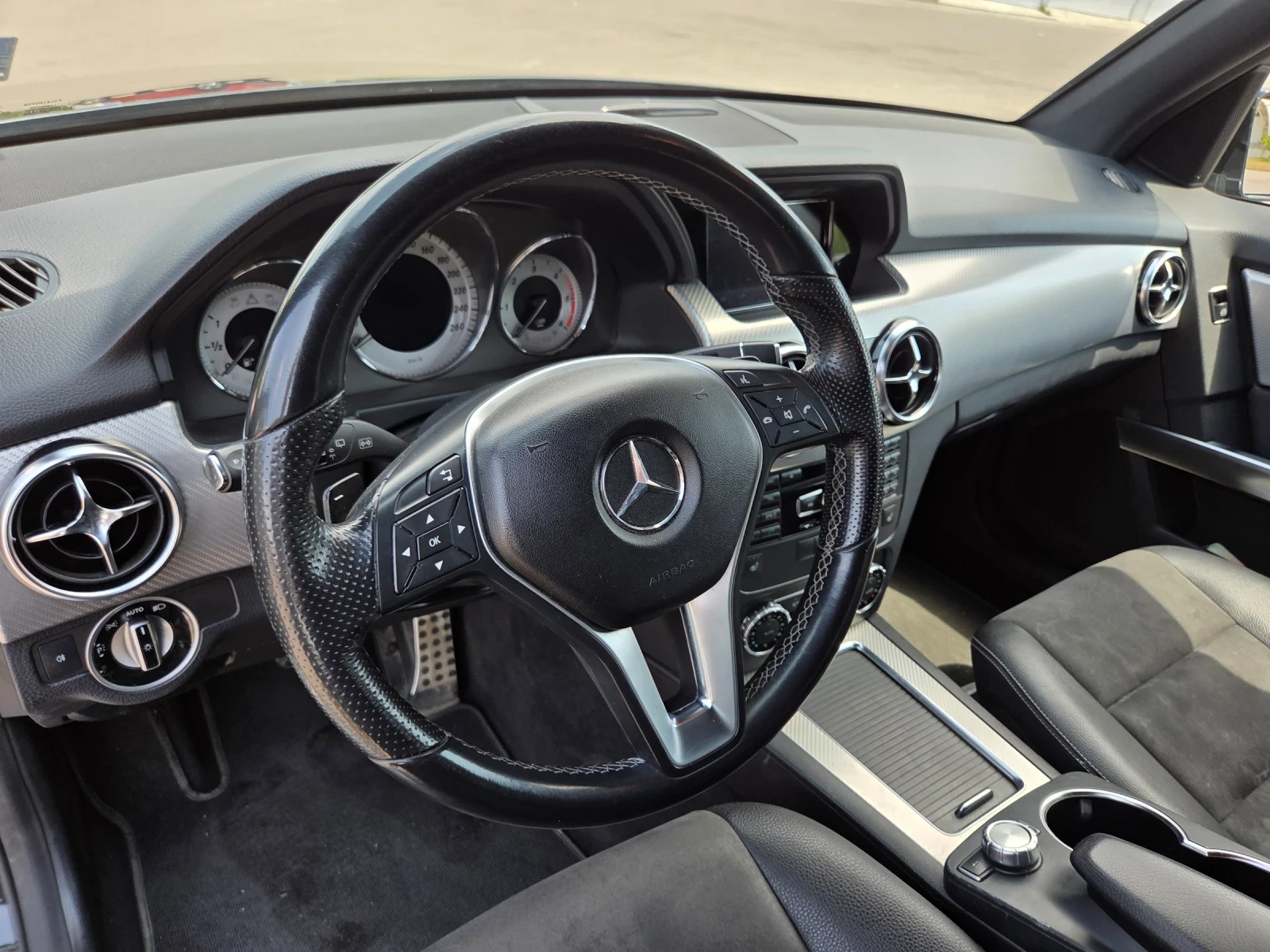 Mercedes-Benz GLK, снимка 11 - Автомобили и джипове - 55658315
