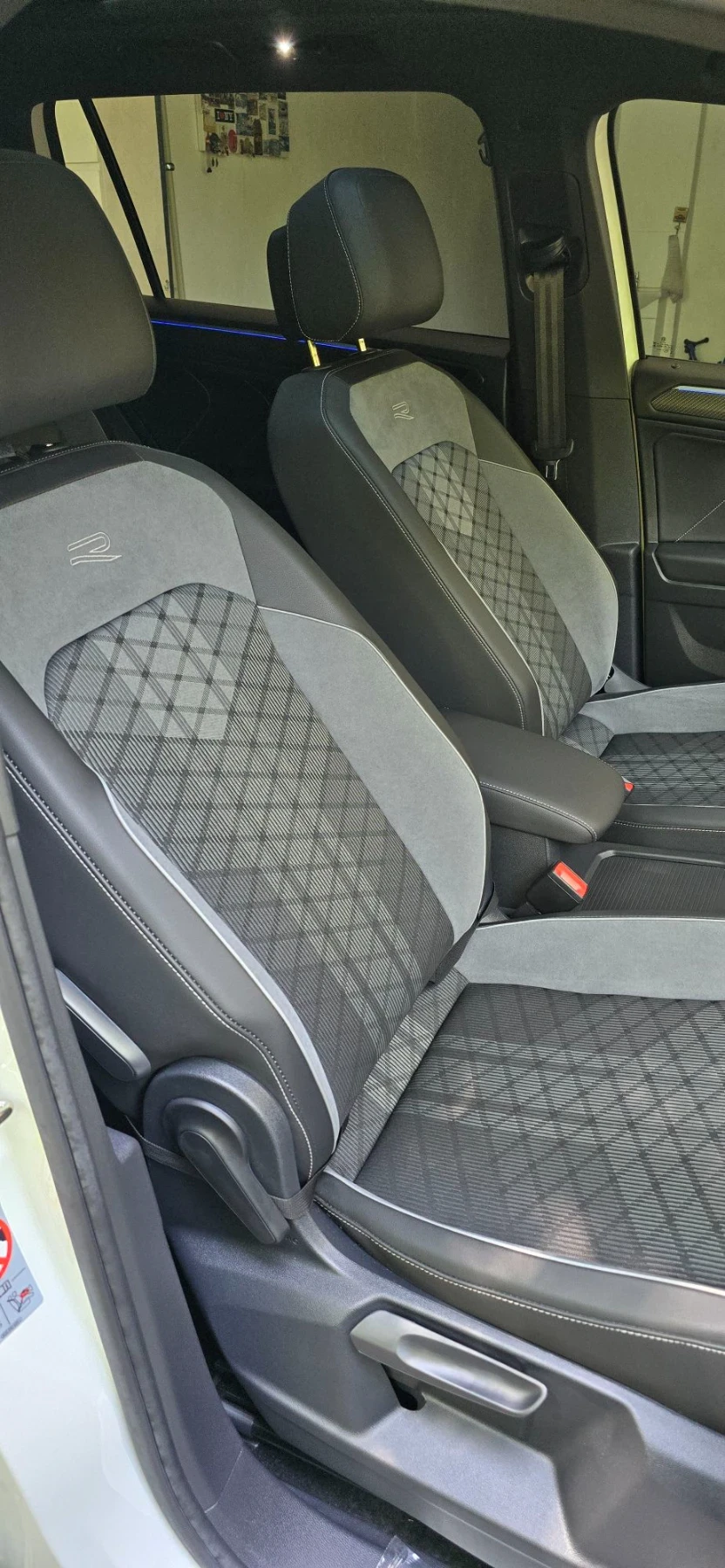 VW Tiguan Allspace R Line, снимка 10 - Автомобили и джипове - 56057855